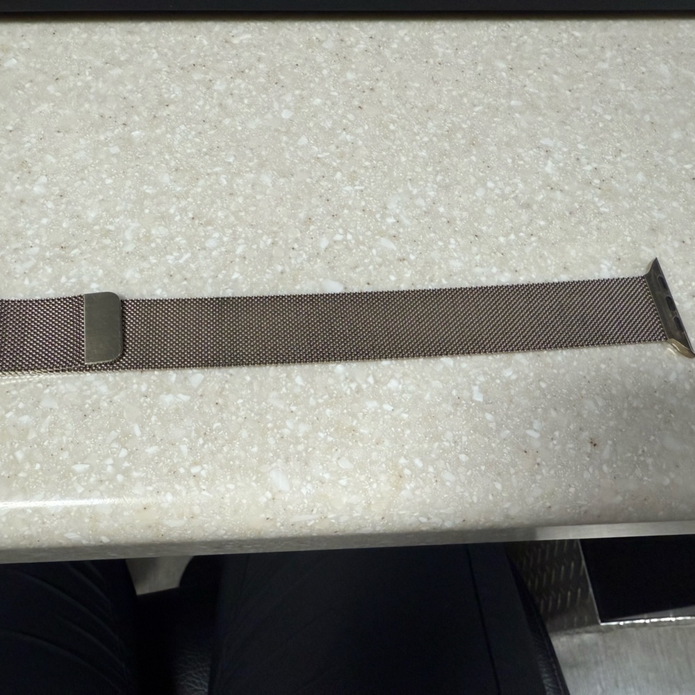 45mm Size small Apple Milanese Loop Gold Band